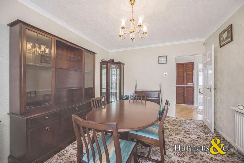 Property photo 3 of 11 Photo 7