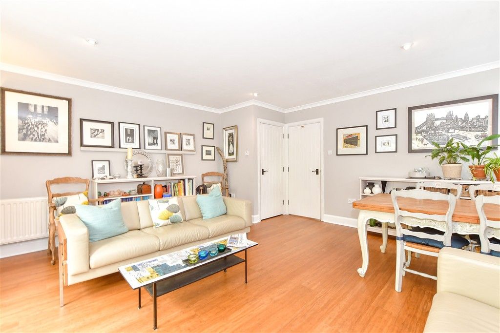 Property photo 3 of 14 Lounge/Dining Room