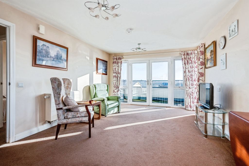 Property photo 3 of 14