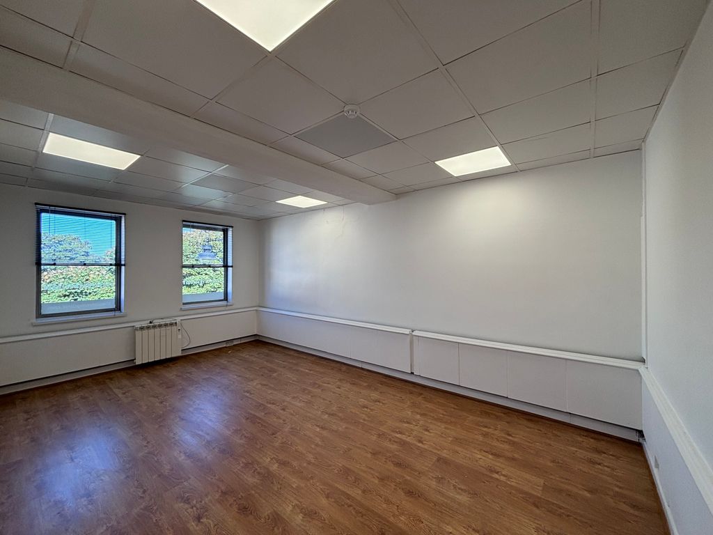 Property photo 2 of 7 Picture No. 08