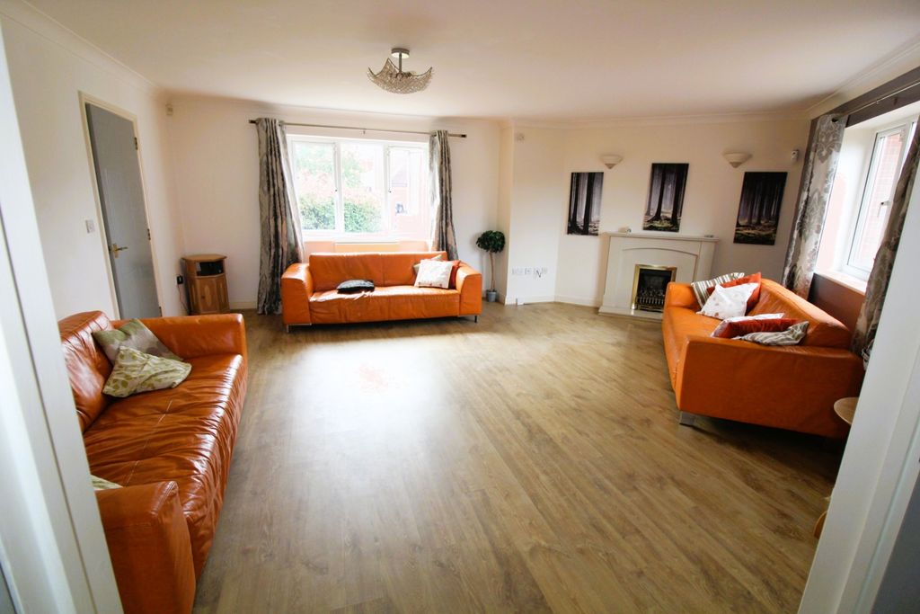 Property photo 2 of 39 Img_5155