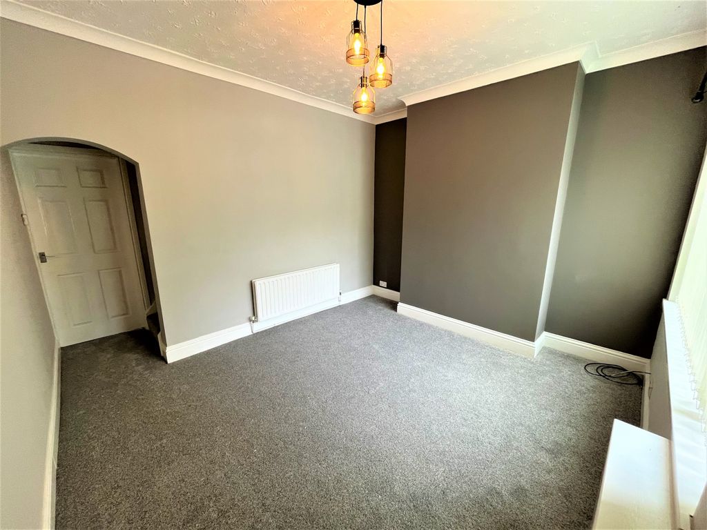 Property photo 2 of 14 Living Room