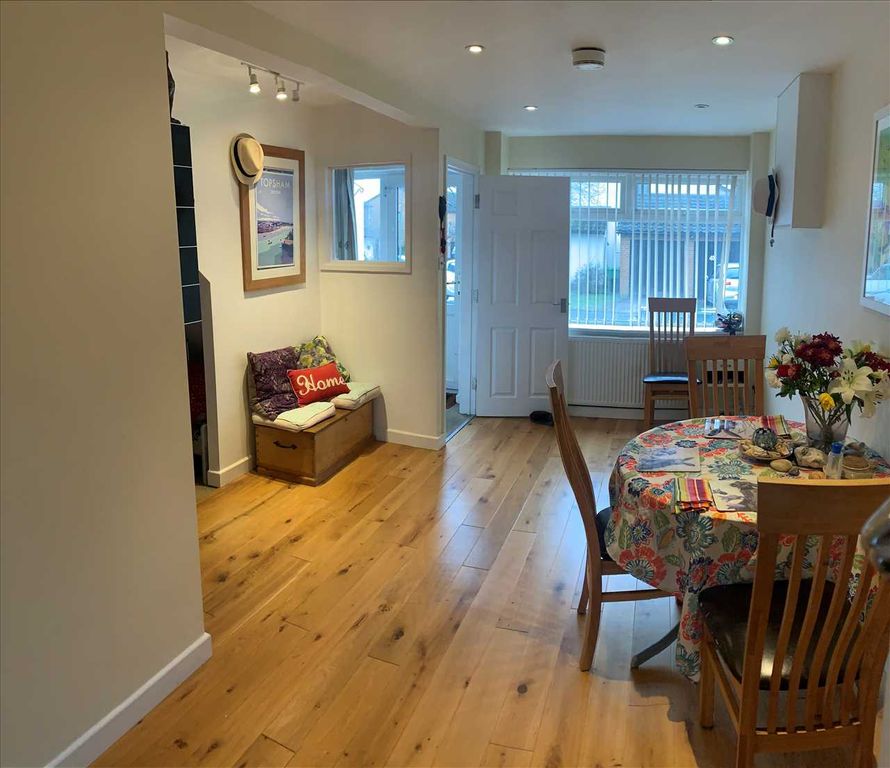 Property photo 3 of 12 Dining / Living Area