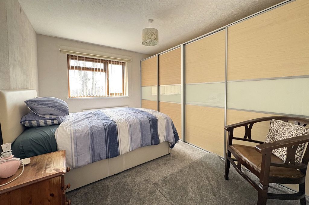 Property photo 2 of 10 Picture No. 03