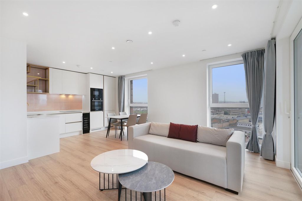 Property photo 1 of 11 Apartment 53, Waterview House - Iu89T3Ist0P619Rvyv