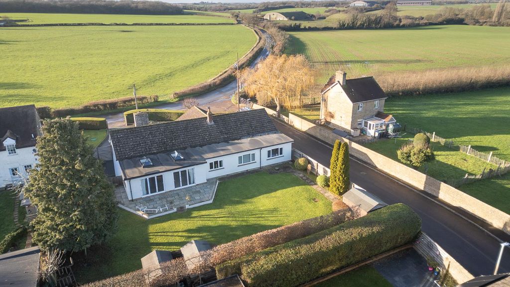 Property photo 2 of 40 50A Stanton St Quintin-69.Jpg