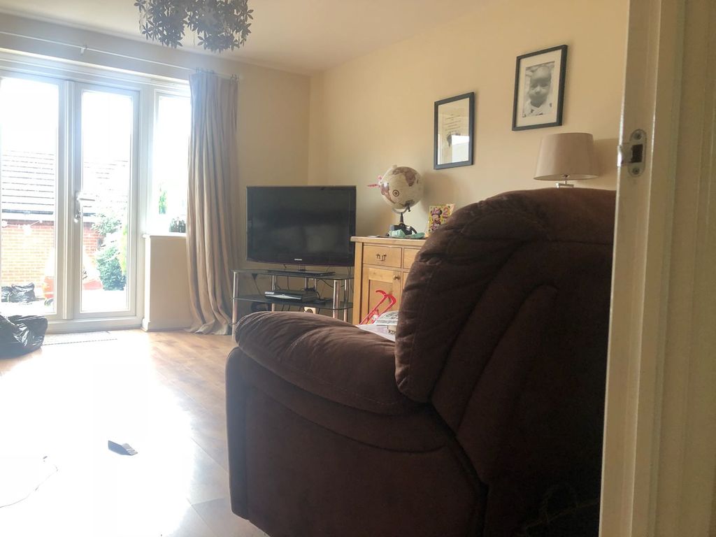 Property photo 3 of 9