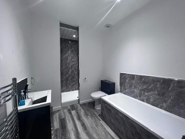 Property photo 2 of 13 3 Brennan Place Bathroom.Jpg