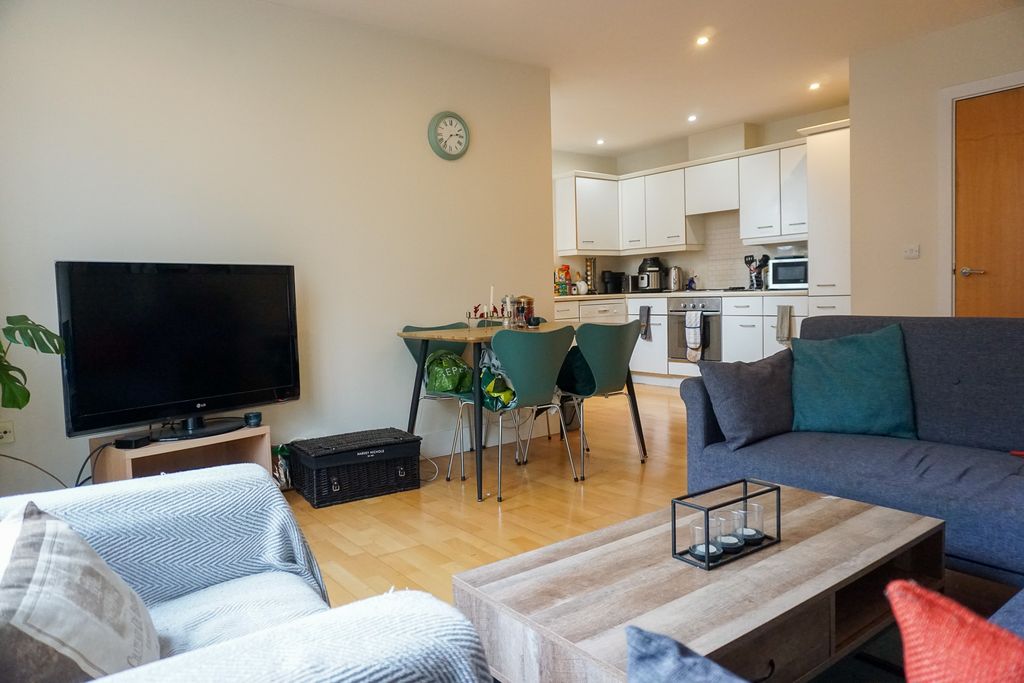 Property photo 1 of 11 Reception Room