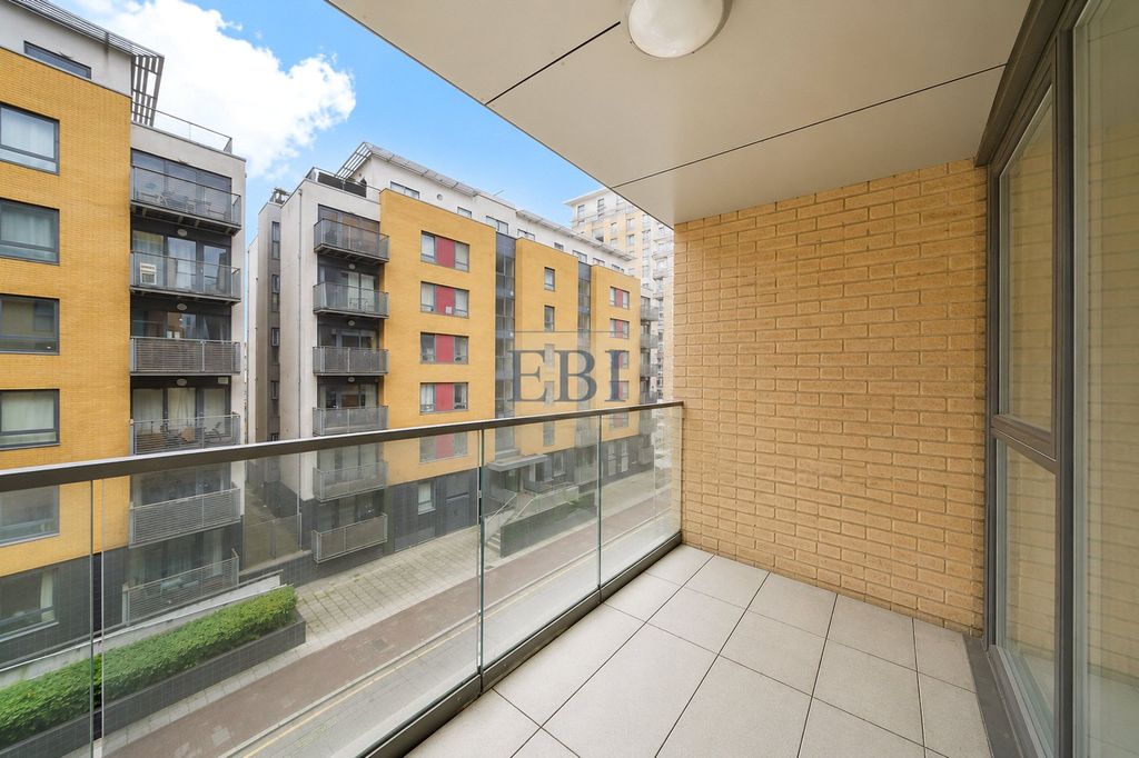 Property photo 2 of 16 Picture No. 02