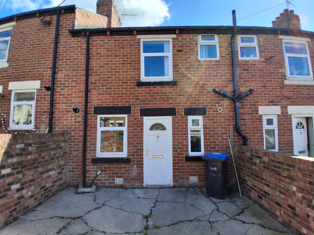 Property photo 3 of 18