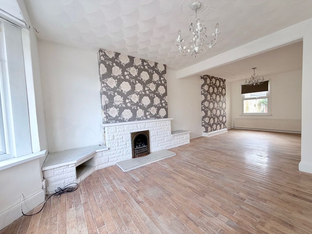 Property photo 3 of 10 Lounge Diner