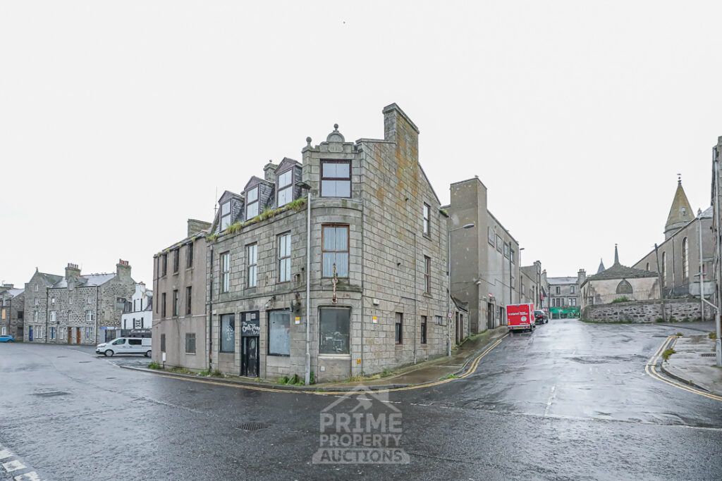 Property photo 2 of 30