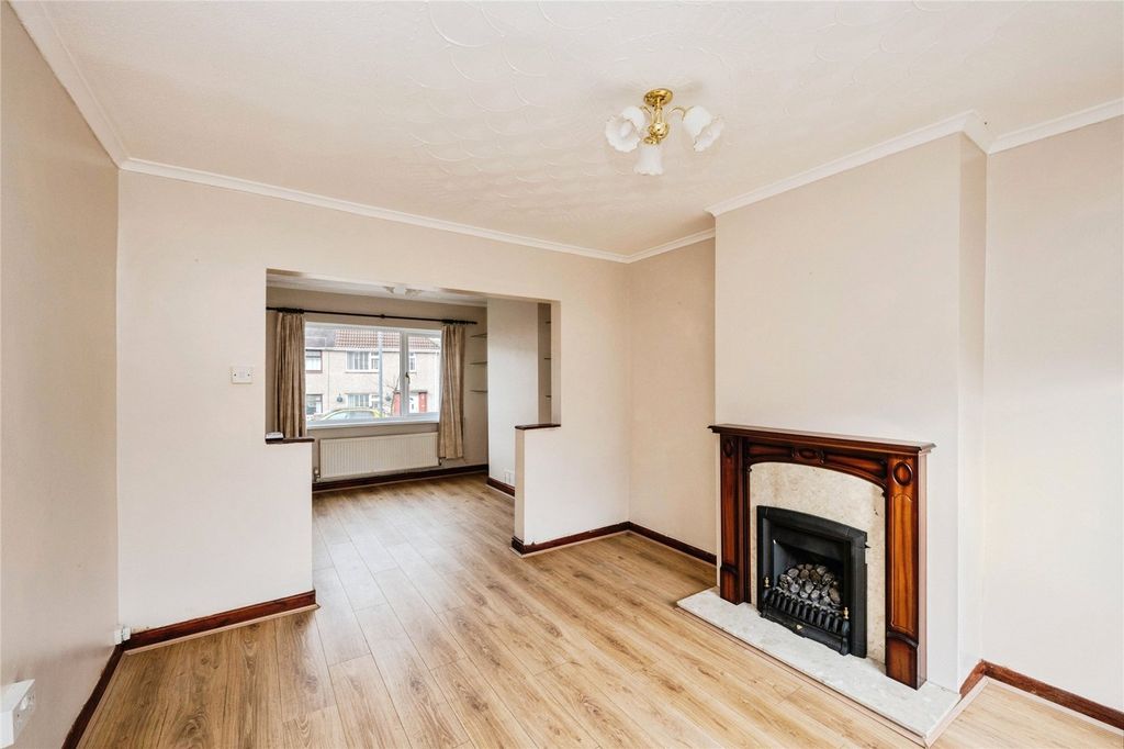 Property photo 2 of 13 Picture No. 04