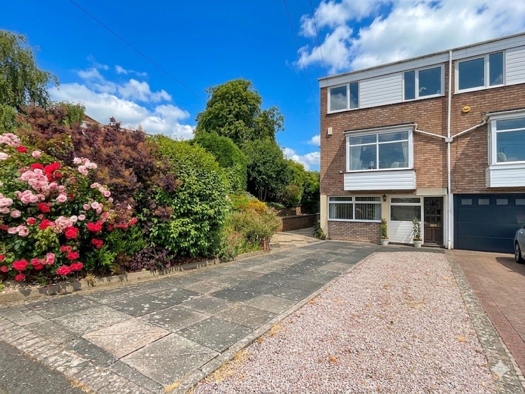 Property photo 1 of 22
