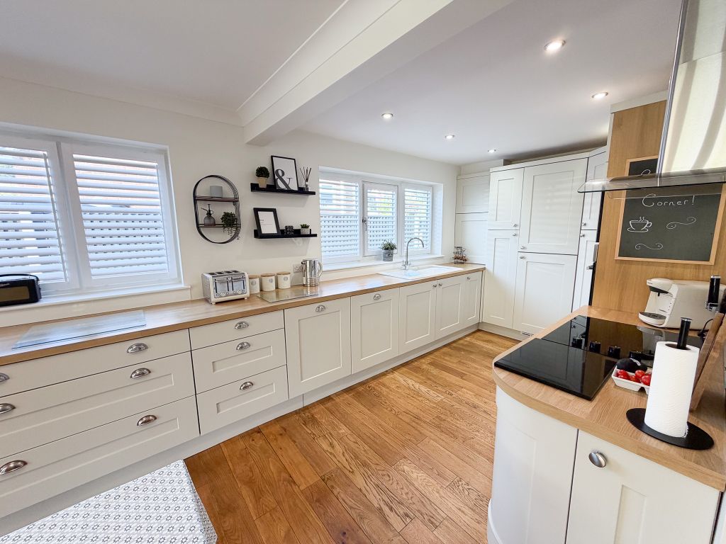 Property photo 2 of 32 Img_5976