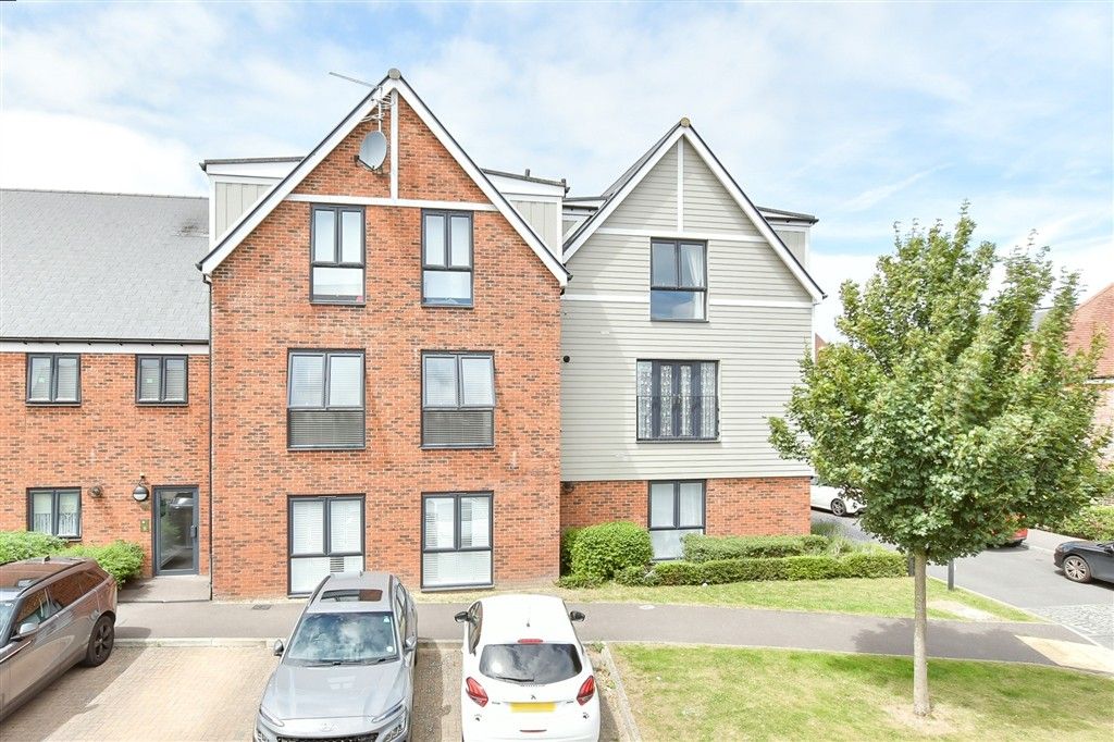Property photo 1 of 10 External Web