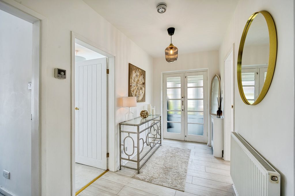 Property photo 2 of 14 Pbox-Img.Jpg