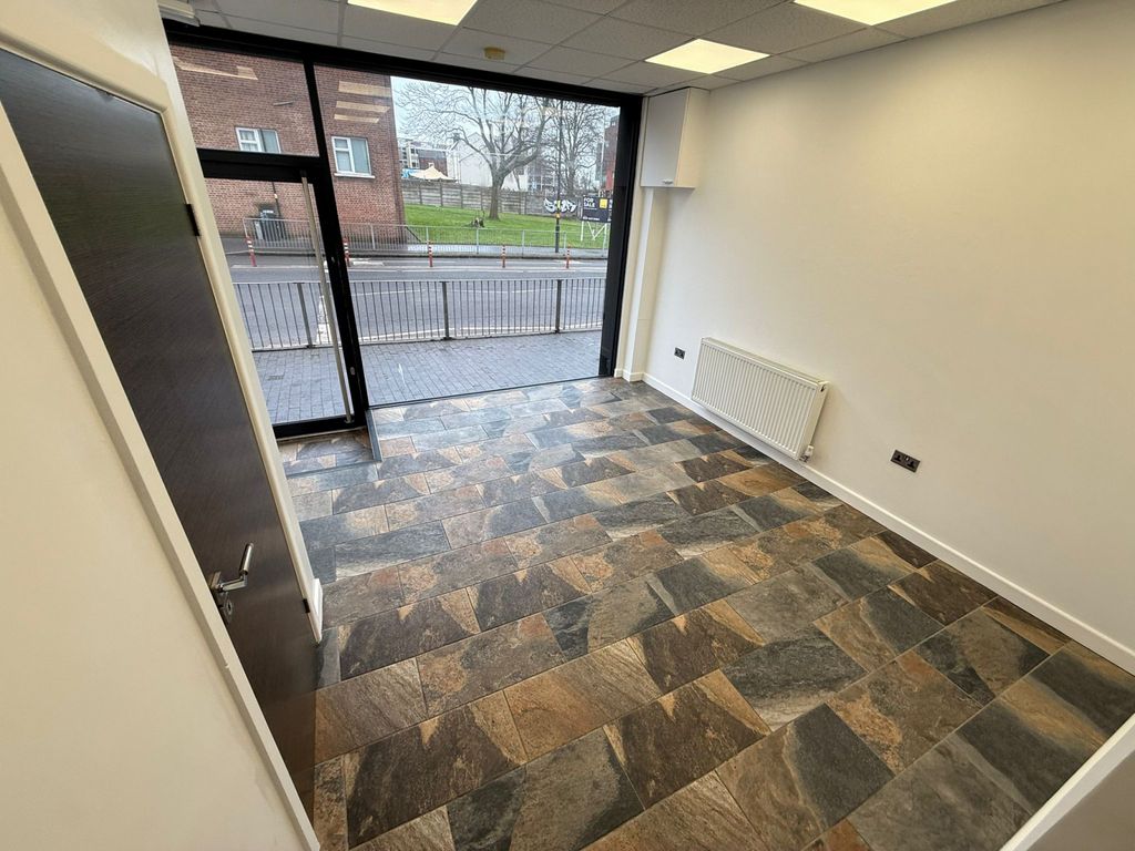 Property photo 1 of 16 Commercial Property To Rent Bradford Street, Birmingham B12
