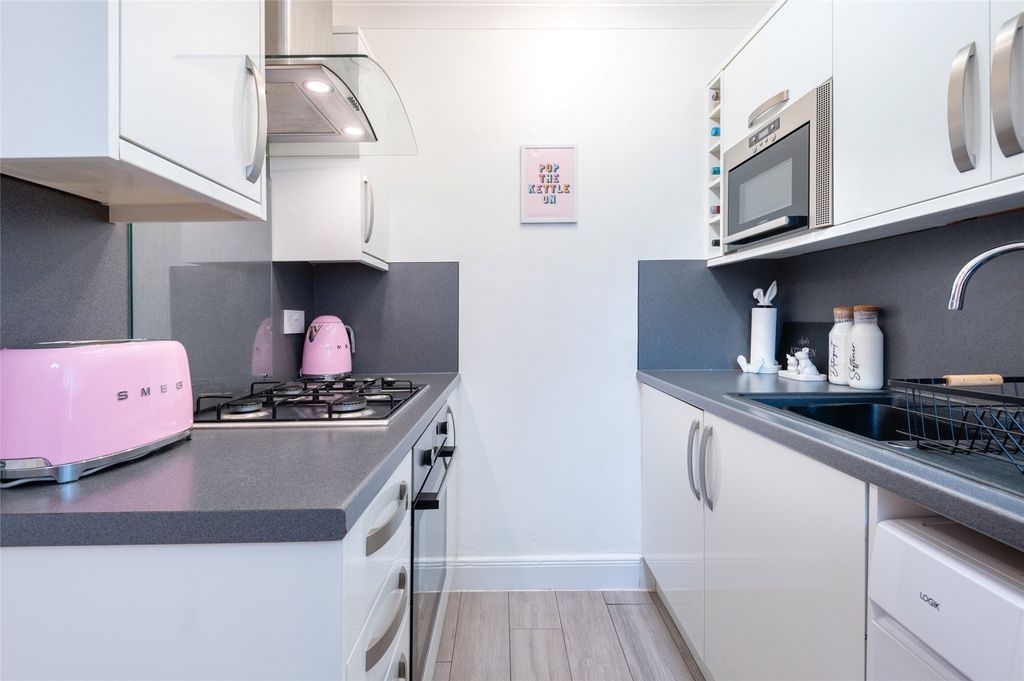 Property photo 3 of 23 Picture 3