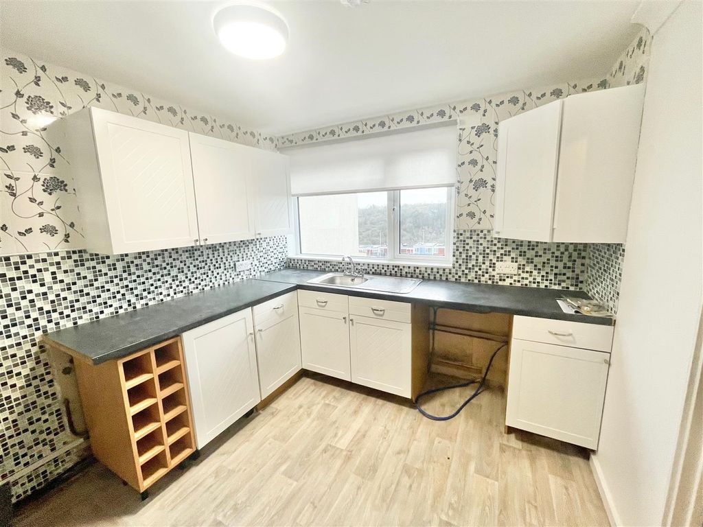 Property photo 2 of 10 Img_9707.Jpeg