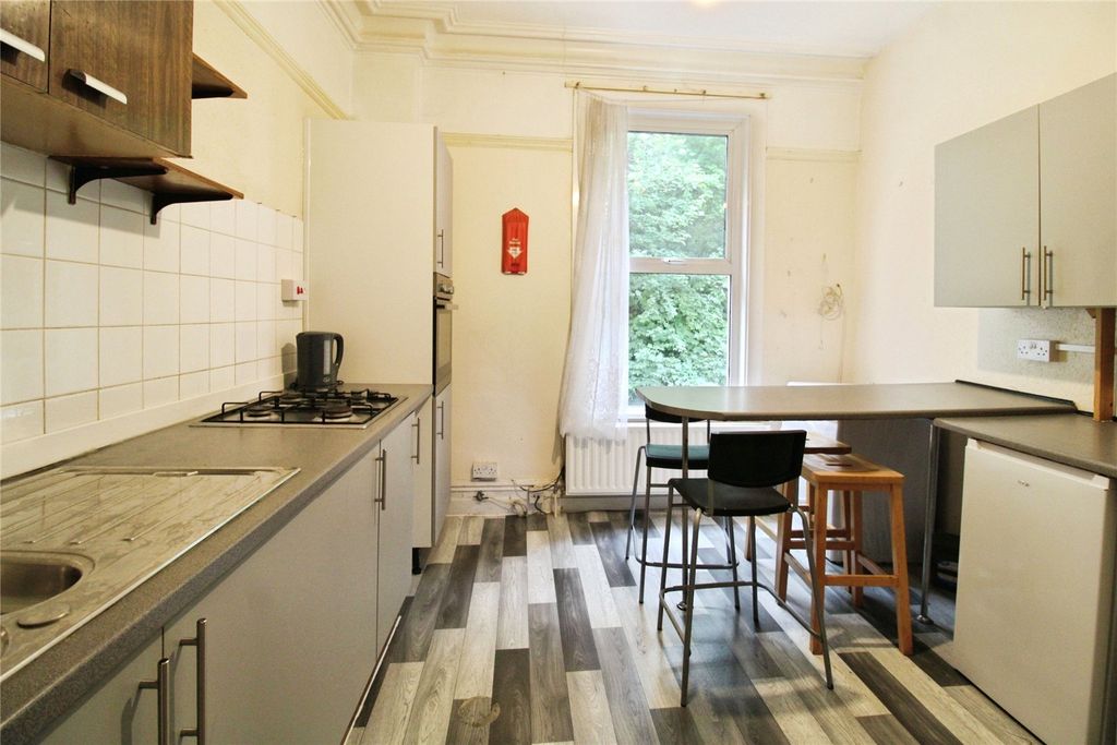 Property photo 3 of 17 Picture No. 26