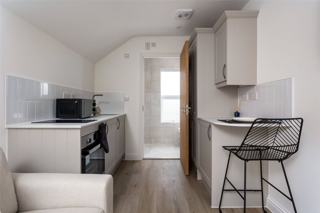 Property photo 2 of 6 Picture No. 02