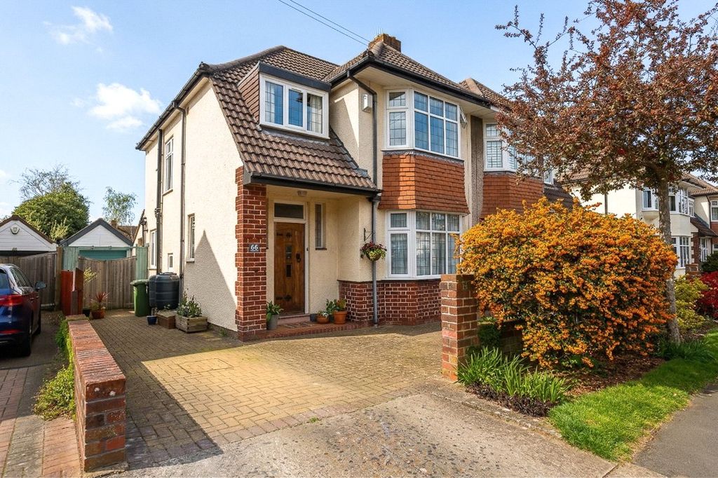 Property photo 1 of 22 Picture No. 03