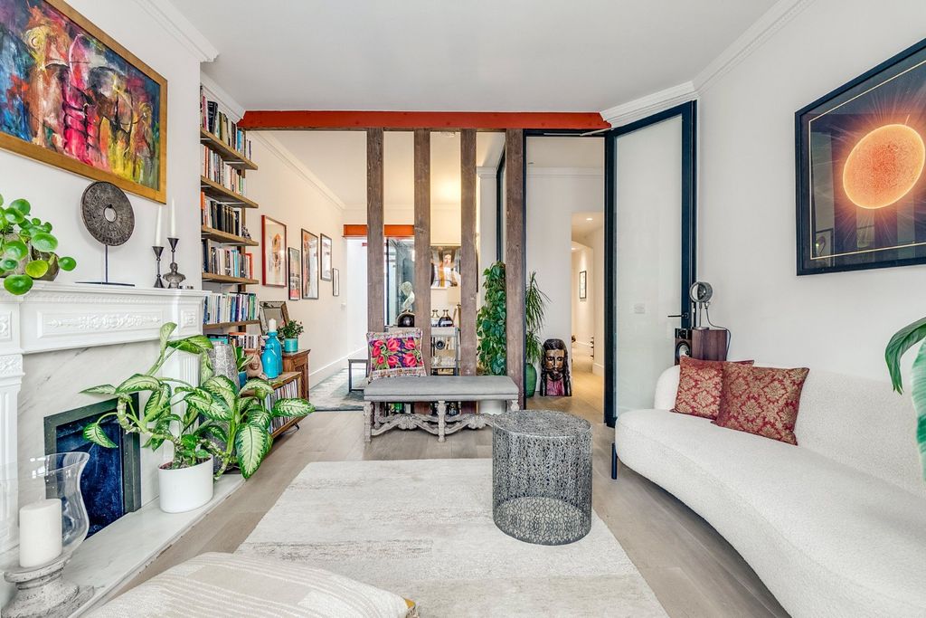 Property photo 3 of 20 Picture No. 12