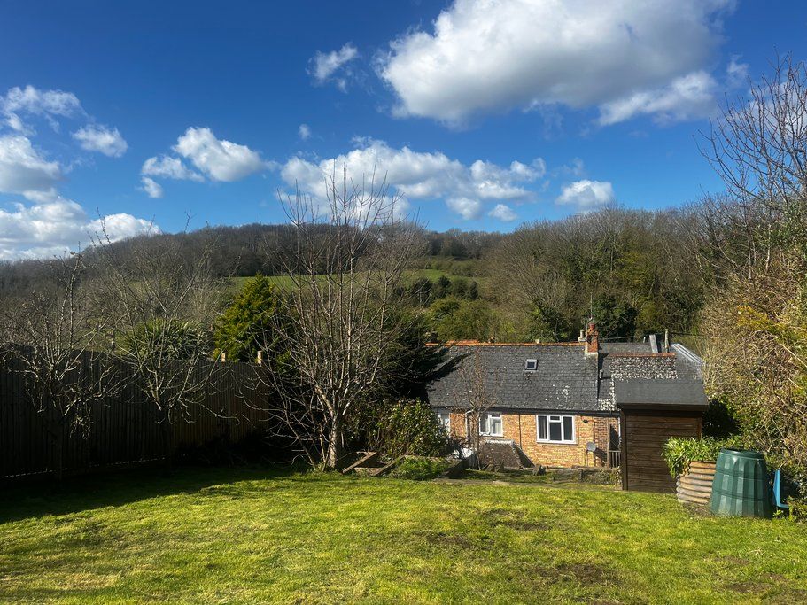 Property photo 2 of 33