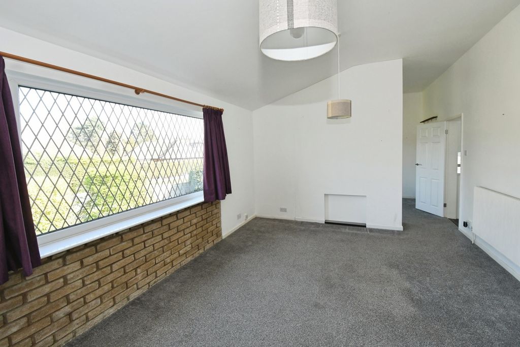 Property photo 3 of 15 Photo
