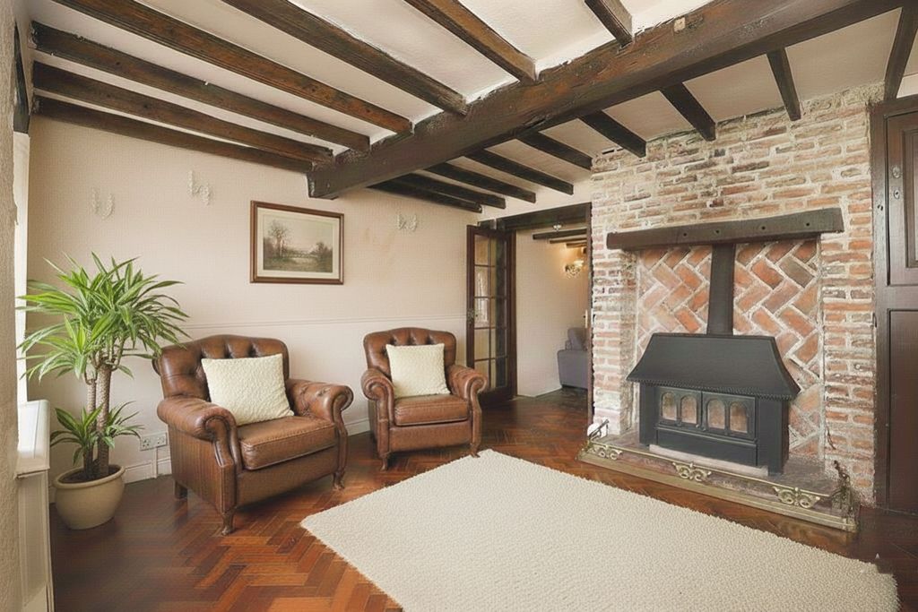 Property photo 2 of 21 Entrance Hall