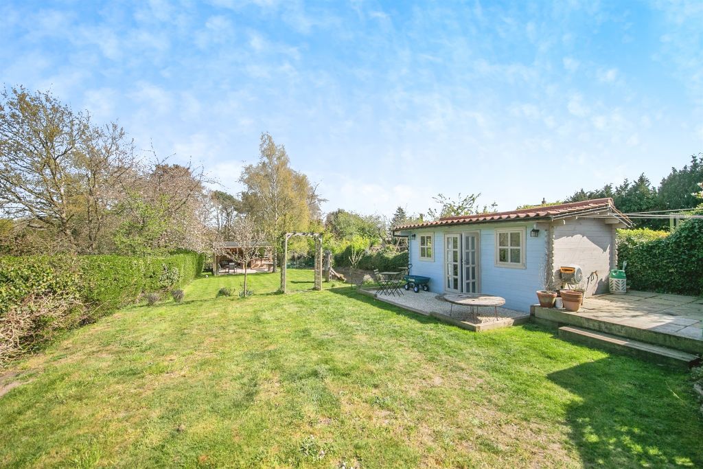 Property photo 2 of 19