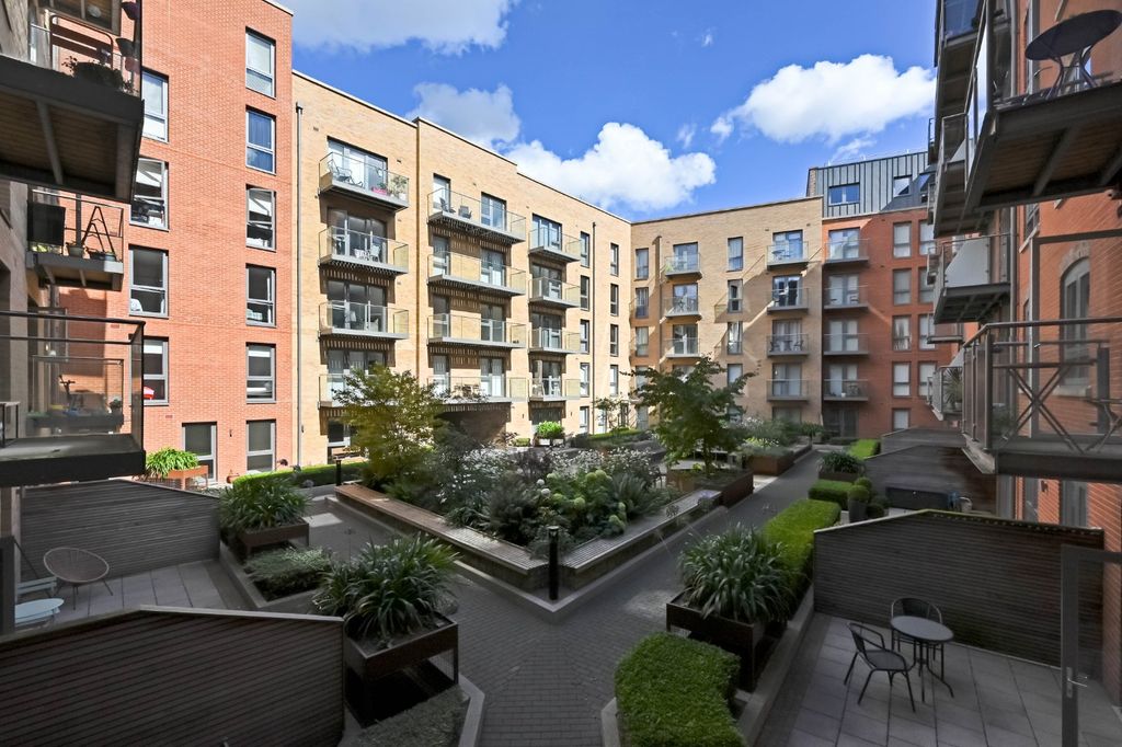 Property photo 2 of 10 Picture 2