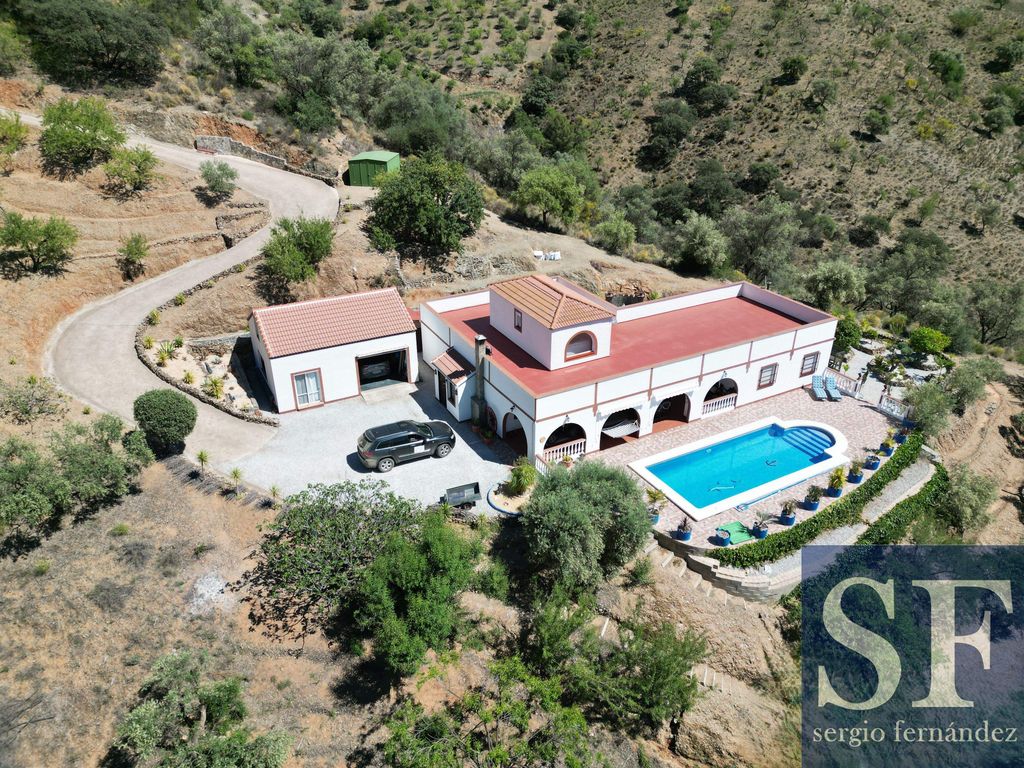 Property photo 1 of 20