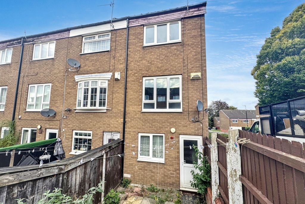 Property photo 2 of 2 76 Elliott Drive, Felling, Gateshead, Tyne And Wear, Ne10 9Rb
