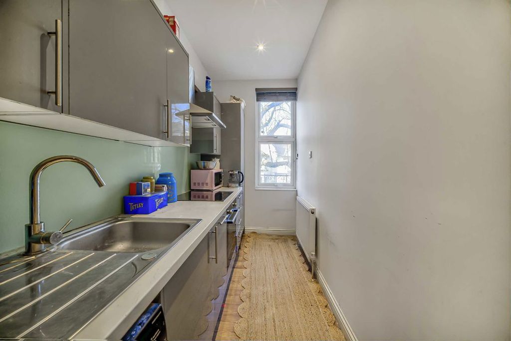 Property photo 3 of 5