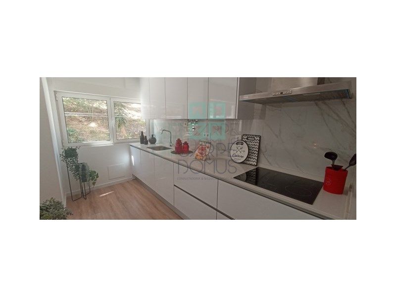 Property photo 3 of 25