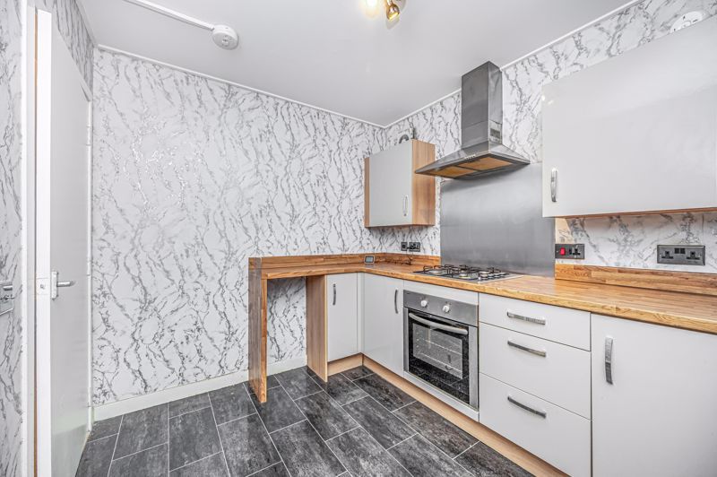 Property photo 2 of 14 Kitchen