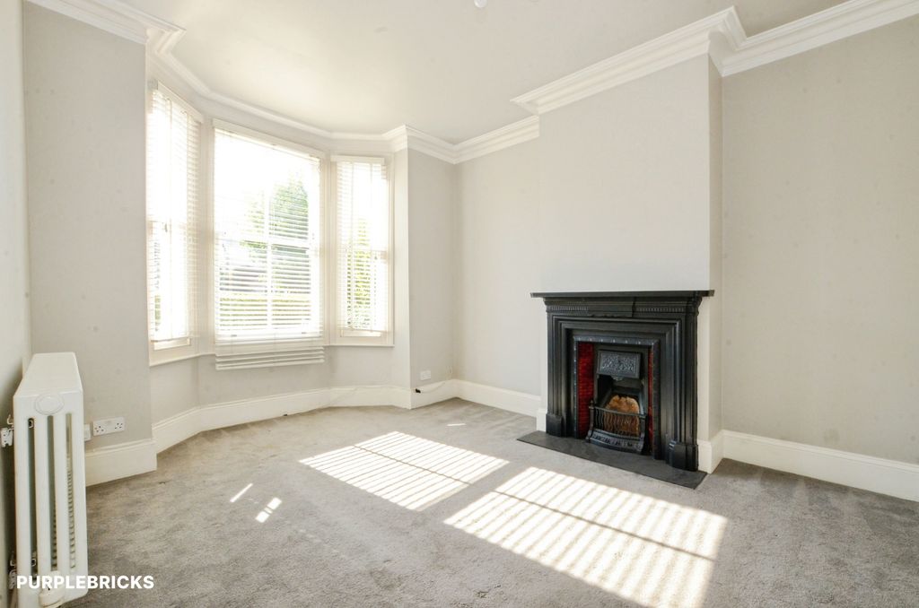 Property photo 2 of 20 Reception Room
