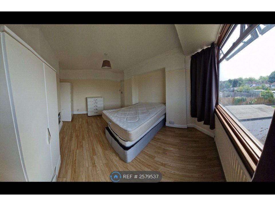 Property photo 1 of 4