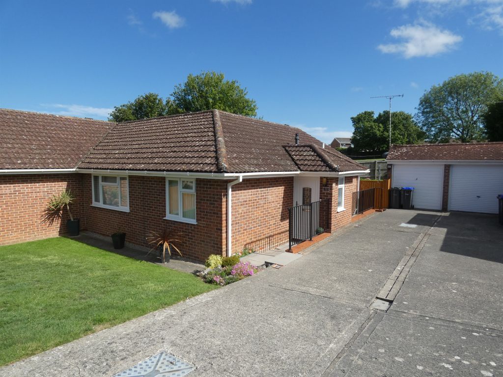 Property photo 1 of 27