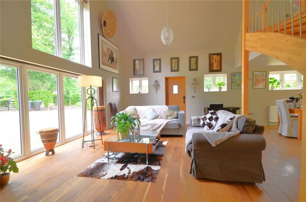 Property photo 3 of 42 Annexe