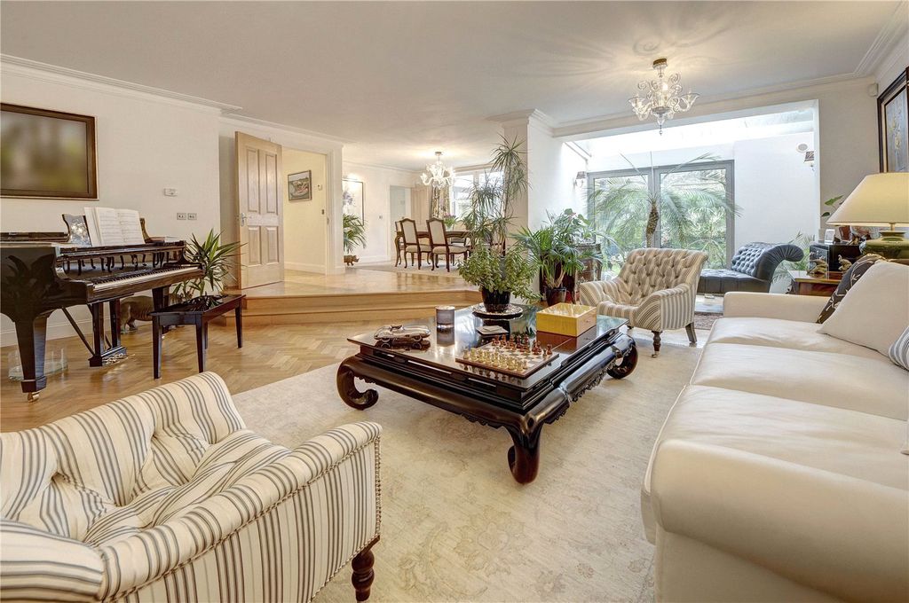 Property photo 2 of 14 Reception Room