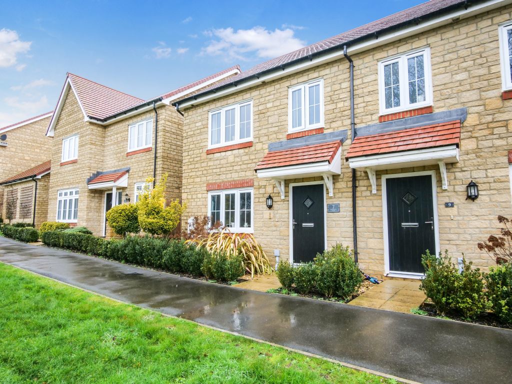 Property photo 1 of 12