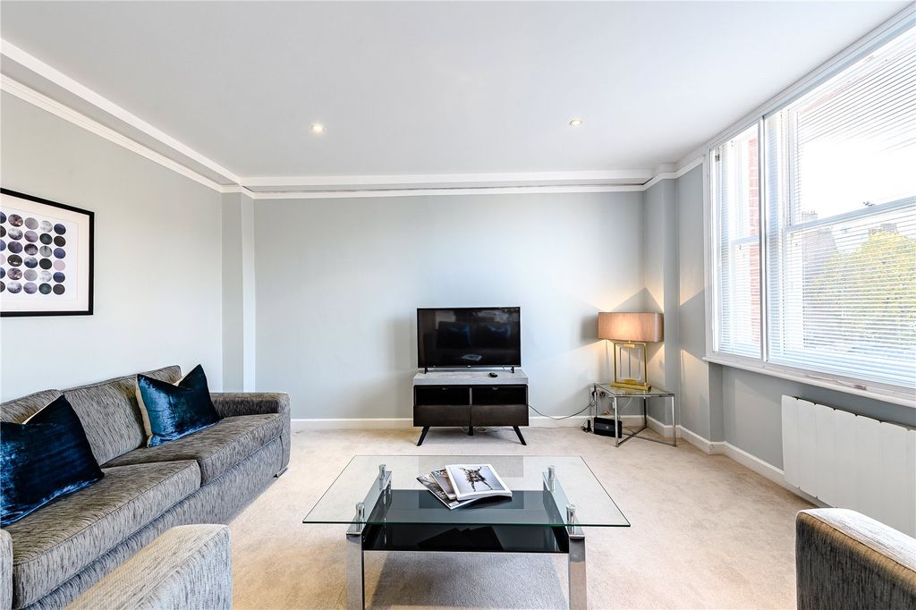 Property photo 1 of 10 Picture No. 02