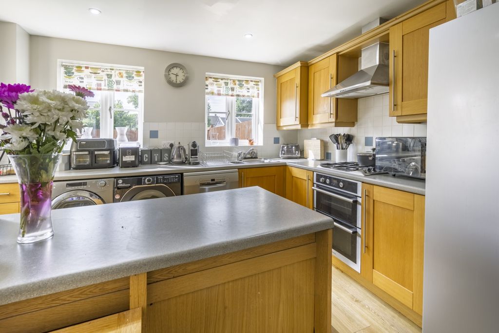 Property photo 2 of 10 Dsc_6644Hdr-Edit