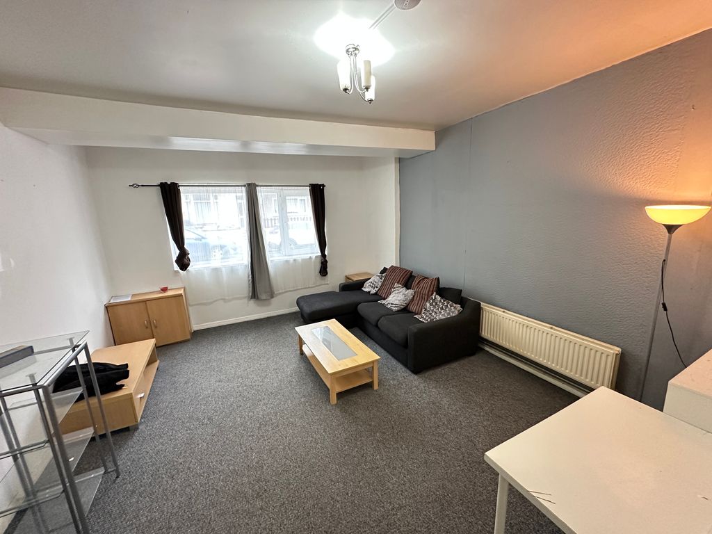 Property photo 3 of 15