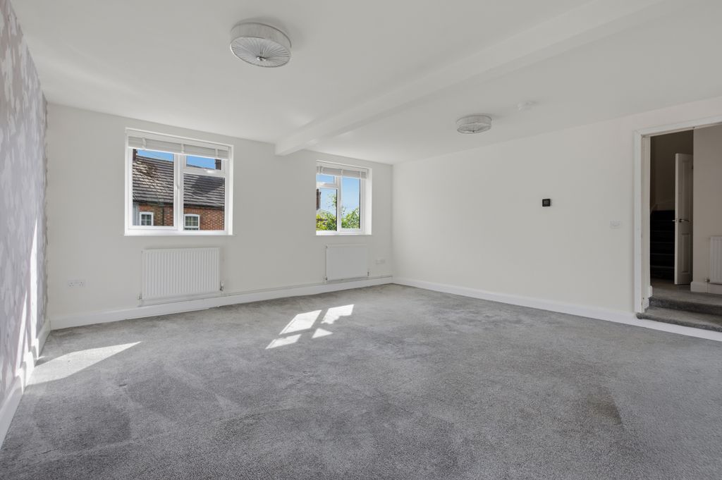 Additional image 9 of 3 bed flat for saleHinckley Road, Stoney Stanton LE9