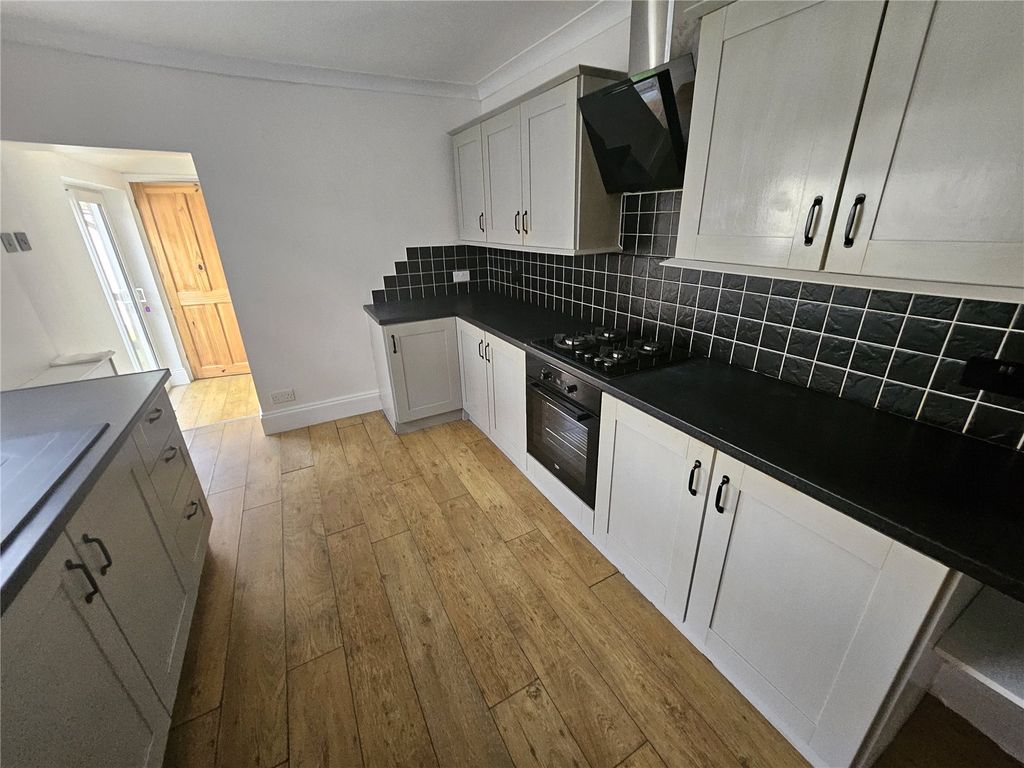 Property photo 3 of 12 Picture No. 09